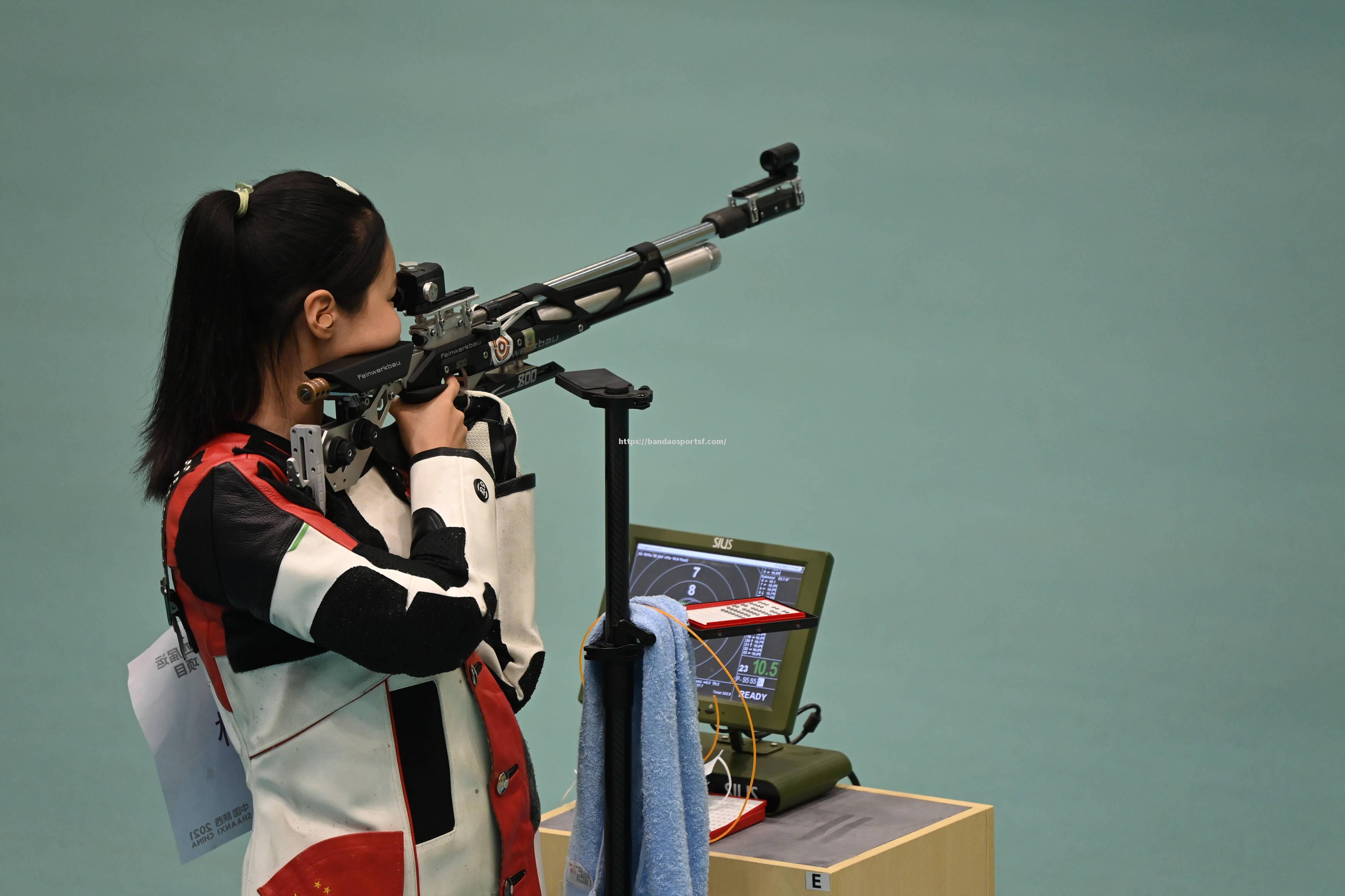 射击女子米气步枪决赛奥地利选手封后